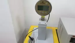 ציוד מתקנים